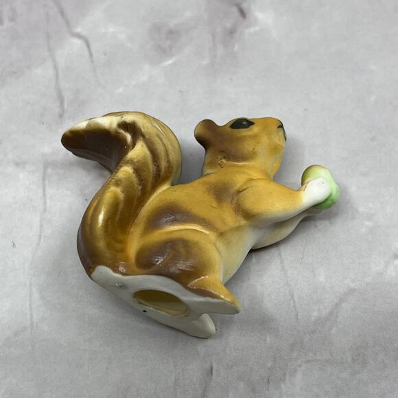 1950s Set of 2 Bone China Miniature Squirrel Figurines 1" & 1.25" SE2 - Picture 3 of 4